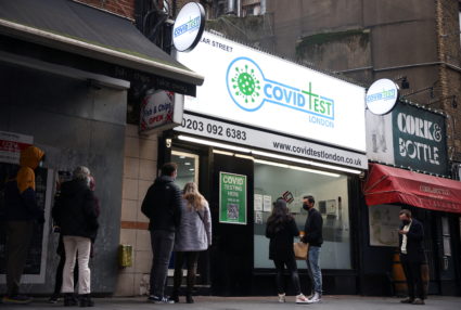 News Wrap: COVID hits all-time high across the UK, pope considers visit to Kyiv