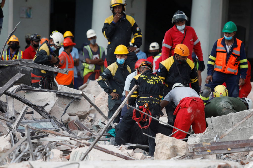 Aftermath of explosion at Hotel Saratoga, in Havana