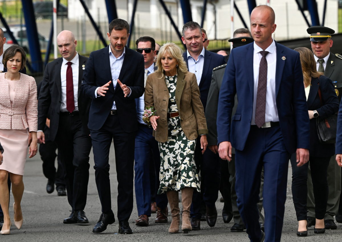 Jill Biden makes surprise visit to Ukraine PBS News(02)