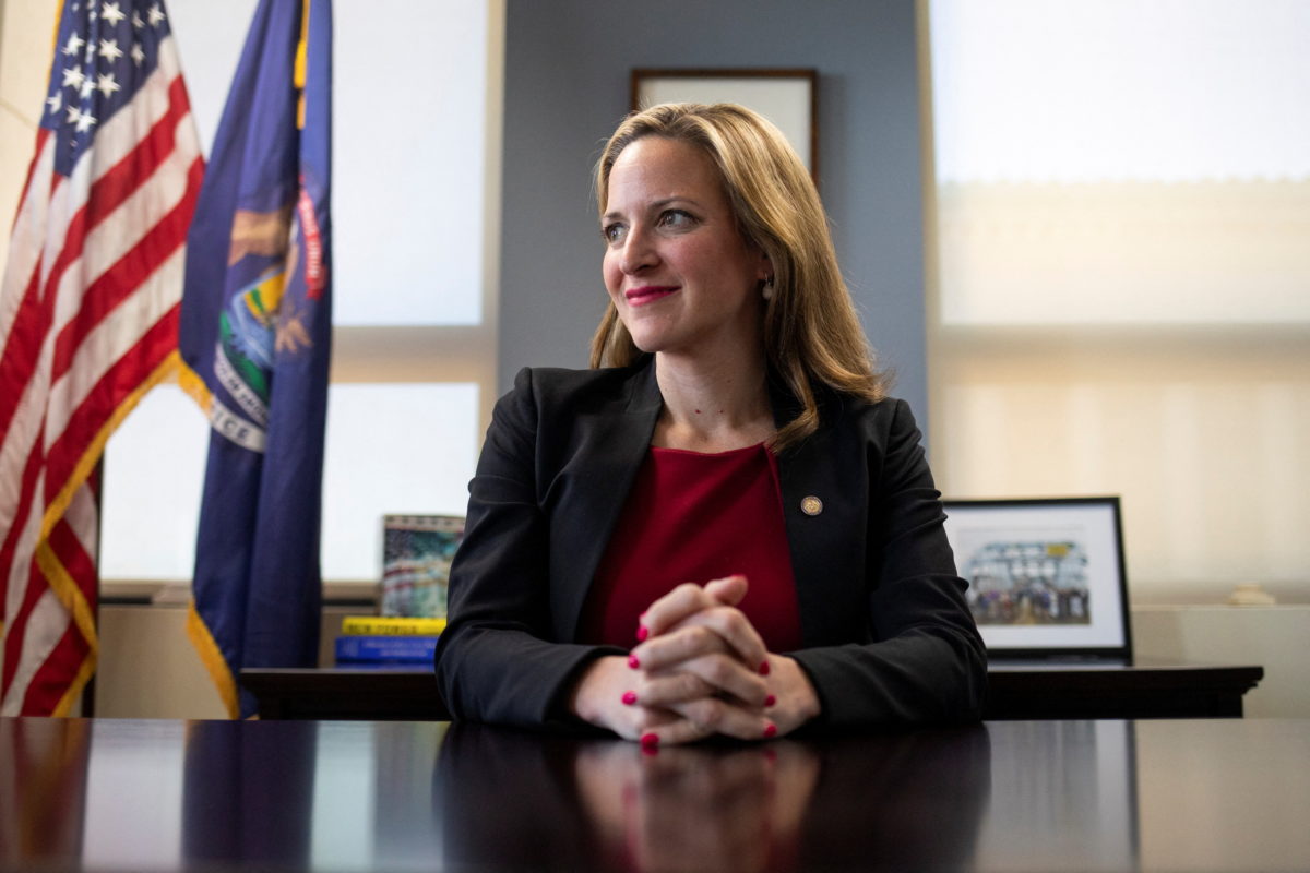 Michigan election bureau says 2 leading Republican candidates for