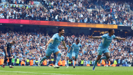 Manchester City captures Premier League title