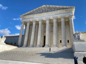 A general view of the U.S. Supreme Court building in Washington, U.S., November 26, 2021. Photo by Will Dunham/REUTERS