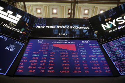A monitor displays stock market information on the trading floor at the New York Stock Exchange (NYSE) in Manhattan, New York City, U.S., May 18, 2022. Photo by Andrew Kelly/REUTERS