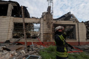 Russia's attacks Ukraine in continues, in Kyiv