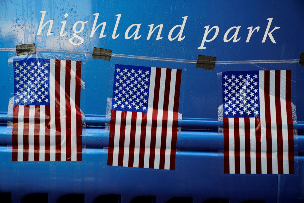 Gunfire at a Fourth of July parade in Highland Park