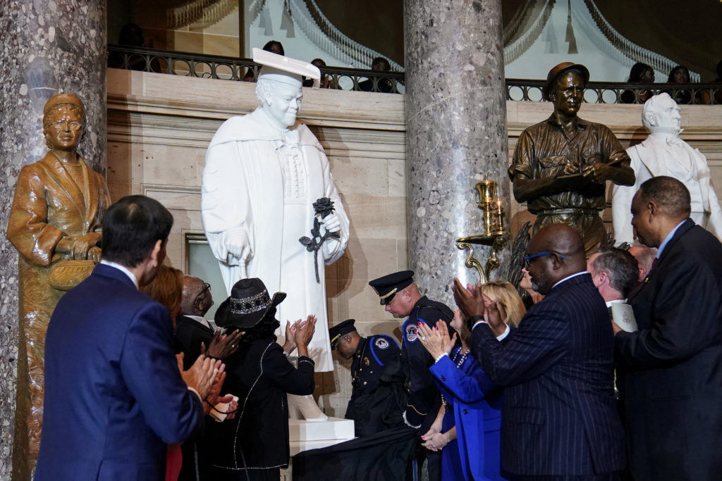 Dr. Mary McLeod Bethune statue unveiled in Washington