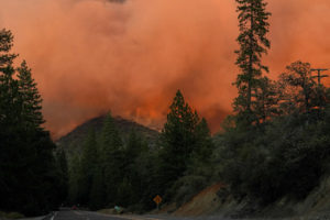 Oak Fire burns near Mariposa