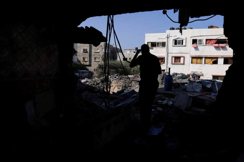 Israel, Palestinian militants declare Gaza truce