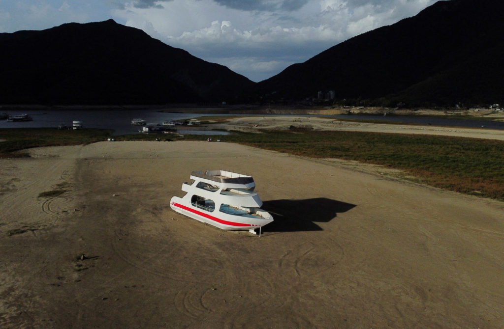 Drought at the La Boca dam, in Santiago