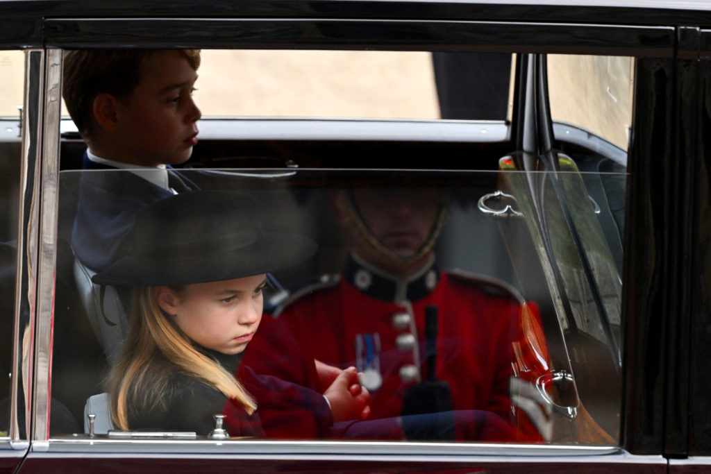 Princess Charlotte of Wales and Prince George of Wales arrive at Windsor Castle for The Committal Service For Her Majesty Queen Elizabeth II on September 19, 2022 in Windsor, England. Photo by Leon Neal/Pool via REUTERS
