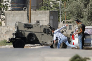 Israeli raid leaves 4 Palestinians dead in West Bank refugee camp | PBS ...
