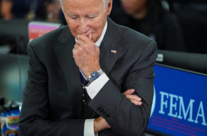 U.S. President Joe Biden listens to remarks inside Federal Emergency Management Agency (FEMA) headquarters, where he received a briefing on the impact of Hurricane Ian, in Washington, U.S., September 29, 2022. Photo by Kevin Lamarque/REUTERS