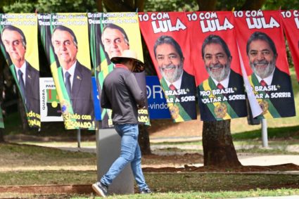 TOPSHOT-BRAZIL-POLITICS-ELECTION-CAMPAIGN