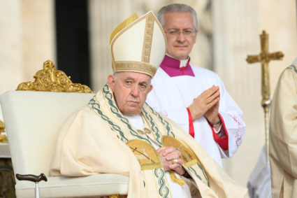 Pope Francis leads canonisation mass for two new Saints