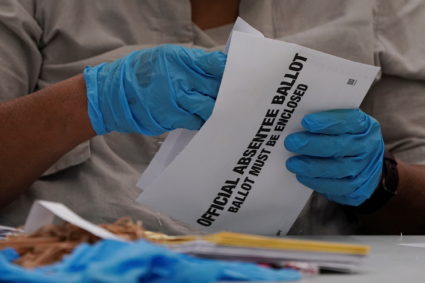 Control of U.S. Senate hangs in the balance as Georgia begins counting ballots