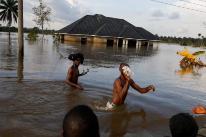 As catastrophic floods hit Nigeria, families left to flee | PBS News