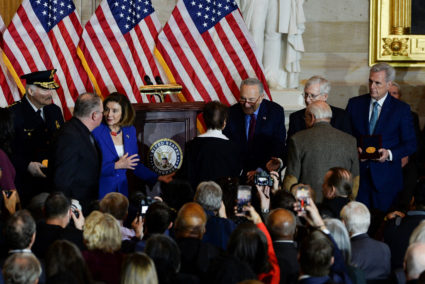Members of Congress honor those who protected the Capitol on January 6 in Washington