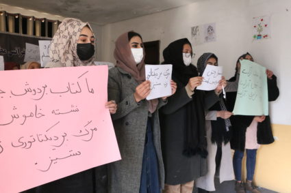 Afghan female students react against the university ban