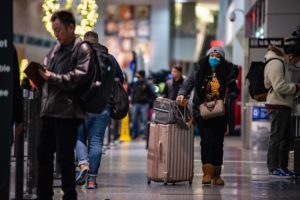 US-WEATHER-SNOW-HOLIDAY-TRAVEL