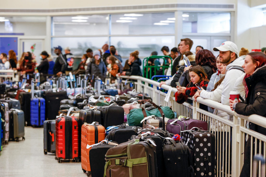 Travellers deal with weather cancellations at Chicago Midway International Airport
