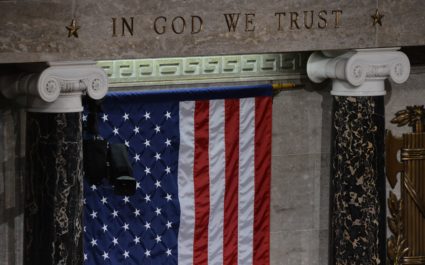 Religiously, Congress doesn't reflect modern America, Pew finds