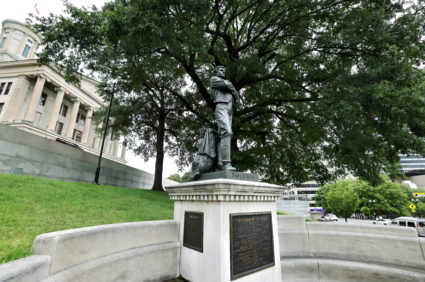 A statue of Confederate soldier Sam Davis stands outside the Tennessee State Capitol in Nashville, Tennessee, U.S., August 16, 2021. Picture taken August 16, 2021. Photo by Evelyn Hockstein/REUTERS