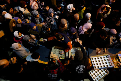 Families call upon their members to pray at the Ibrahimi Mosque in Hebron