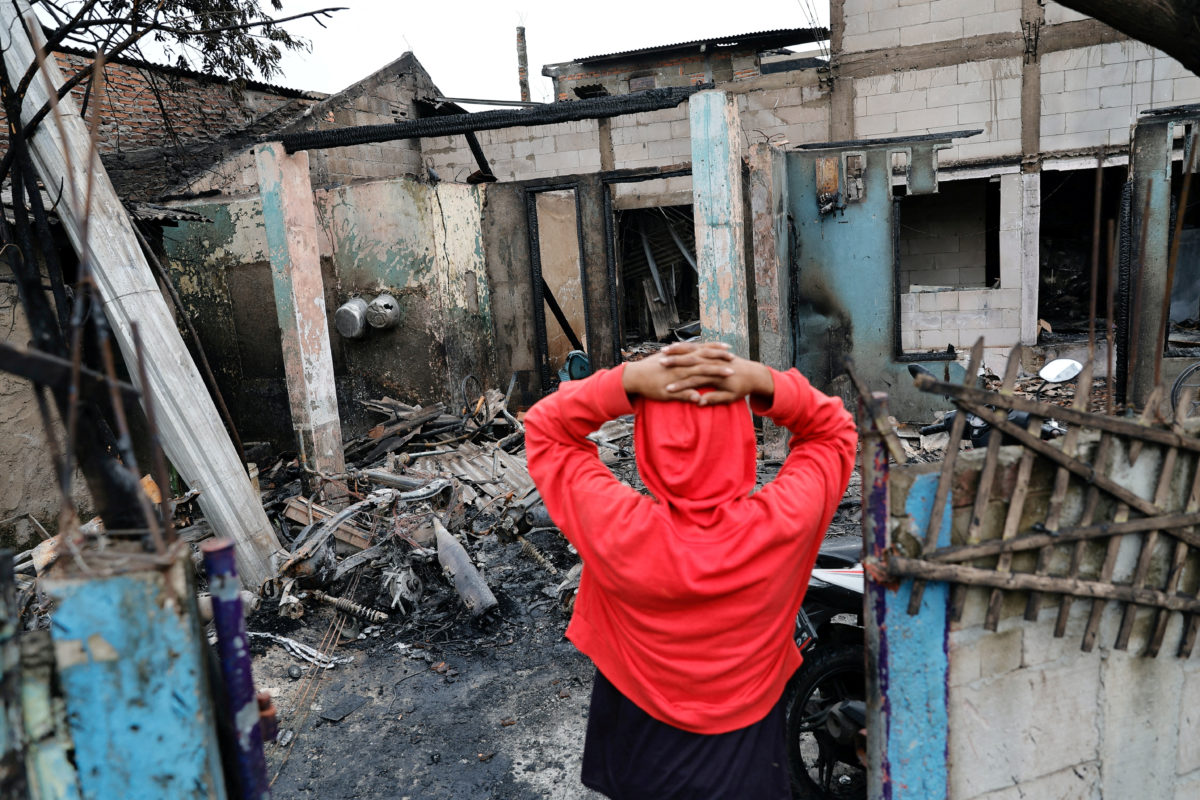 Indonesia fuel depot fire spreads to neighborhood, killing at least 18