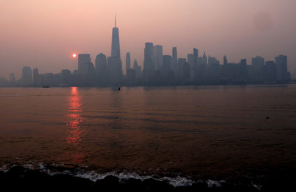 Wildfire smoke over U.S. and Canada may last into the weekend