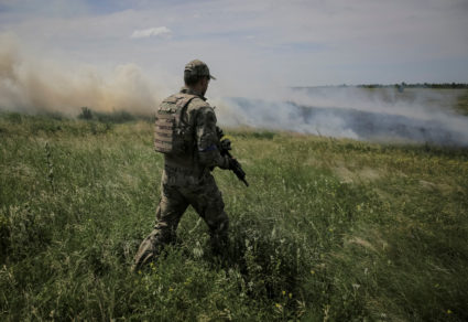 Ukraine attempts to wear down and outsmart a distracted Russian army