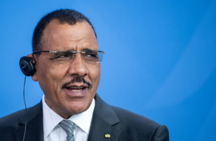 Niger's President Mohamed Bazoum gives a statement before talks at the chancellery in Berlin, Germany, July 8, 2021. Photo by Bernd von Jutrczenka/Pool via REUTERS