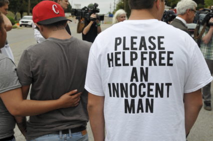 Protestors and family members gather to demonstrate against the scheduled execution of death row inmate Richard Glossip ou...