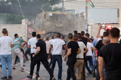 Residents of Jenin camp flee their homes as Israeli raid continues