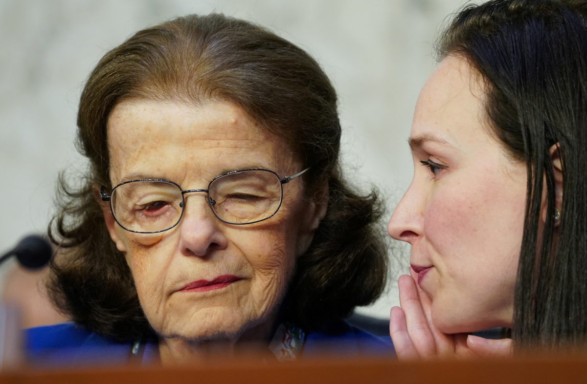 Sen. Dianne Feinstein, oldest member of Congress, briefly hospitalized