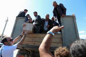 Refugees from Nagorno-Karabakh arrive in Kornidzor