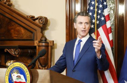 California Governor Newsom and Australian Ambassador Rudd meet to sign climate pact