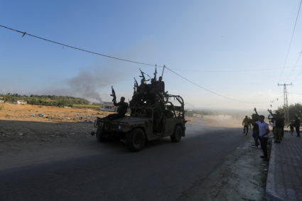 Palestinian gunmen infiltrate areas of southern Israel