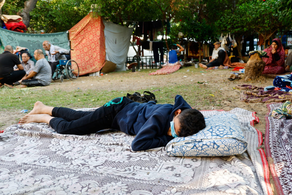 Palestinian children shelter at al-Shifa hospital in Gaza City