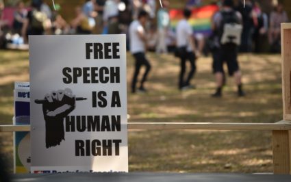 AUSTRALIA-ELECTION-HOMOSEXUALITY-MARRIAGE-RIGHTS-GAY