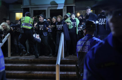 People call for a ceasefire between Israel and Palestinian Islamist group Hamas in Washington