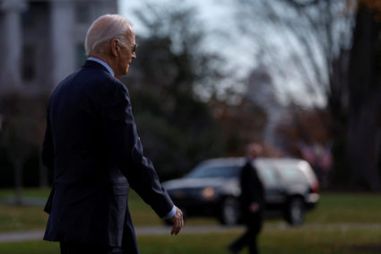 U.S. President Joe Biden departs the White House for Massachusetts, in Washington, U.S., December 5, 2023. Photo by Evelyn Hockstein/REUTERS