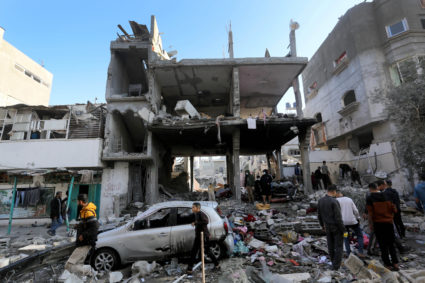 Israeli attacks continue on Gaza