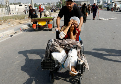 Civilians in crossfire as Israeli forces and Hamas battle around Gaza&rsquo;s main hospital