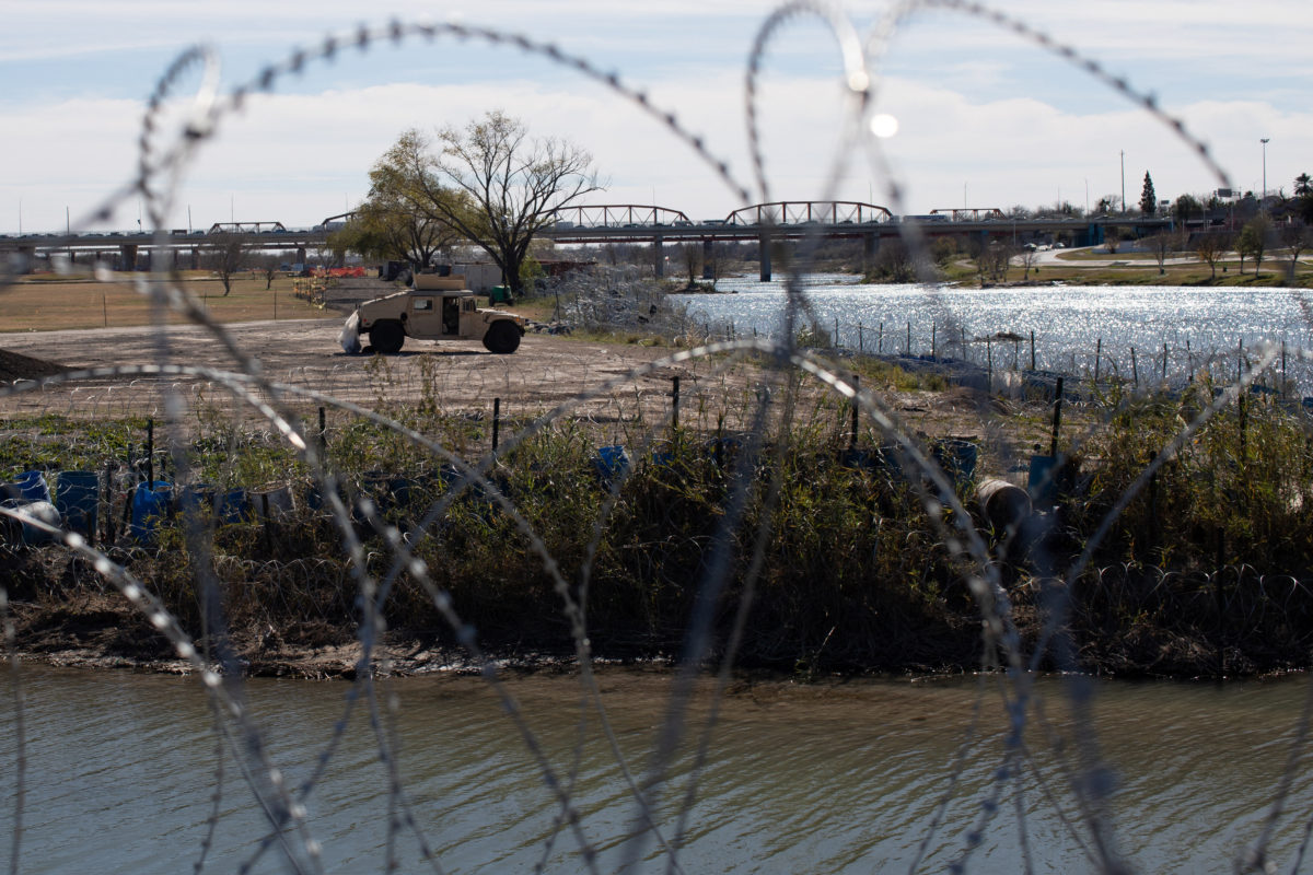 Texas blocked border agents attempting to save 3 migrants who drowned ...