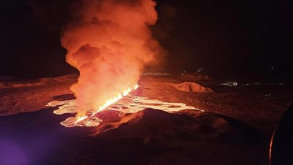 Volcanic eruption resumes northeast of Sylingarfell of Iceland