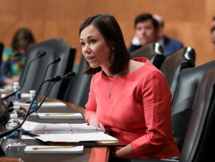 2023-04-18T165639Z_1375730041_RC24H0AIRBJ9_RTRMADP_3_USA-BIDEN-BERNSTEIN