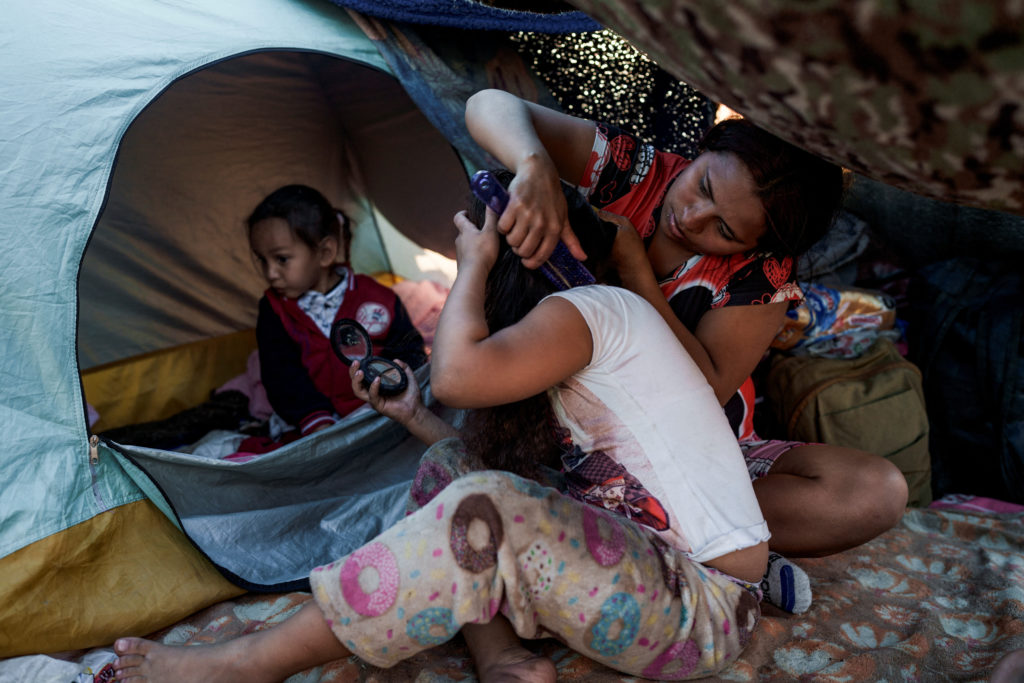 Migration continues as Texas SB 4 law is debated in courts