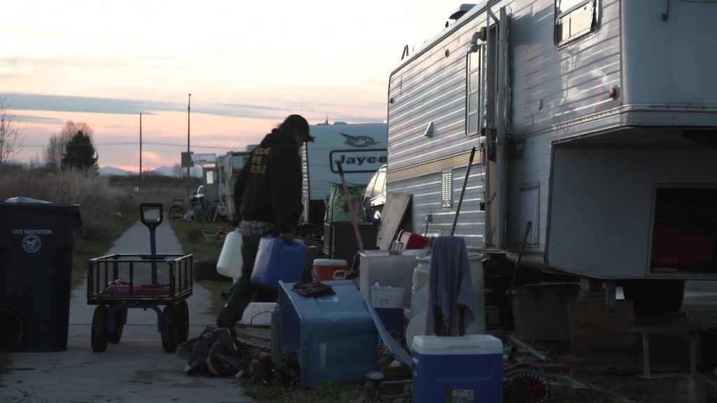 Montana city grapples with rise of unhoused people living in vehicles - Vimarsana News