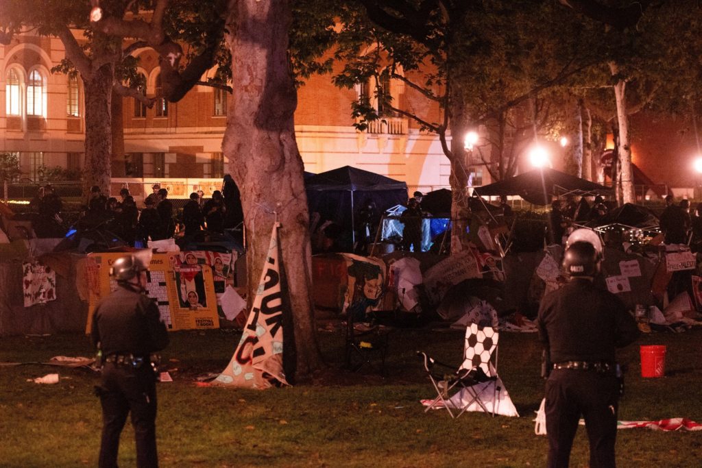 Pro-Palestinian encampment at USC dismantled after protestors comply with order to leave