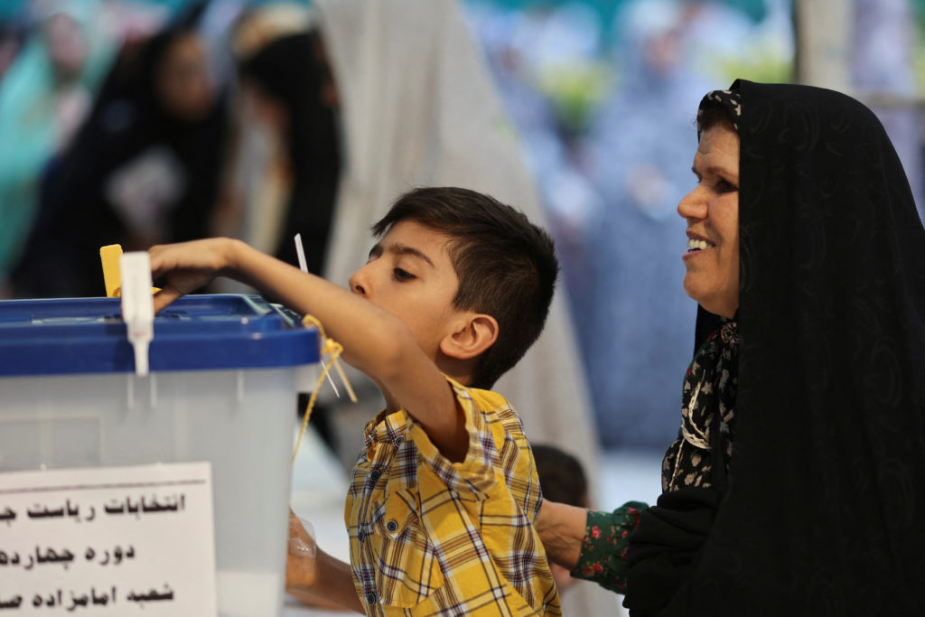 Iranians vote in snap presidential election